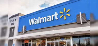 Walmart reached a $1 trillion market valuation and became the first retailer ever to reach market valuation of $1 trillion